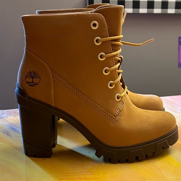 Timberland Lana Block Heel Wheat Nubuck Bootie Boots - Picture 4 of 15